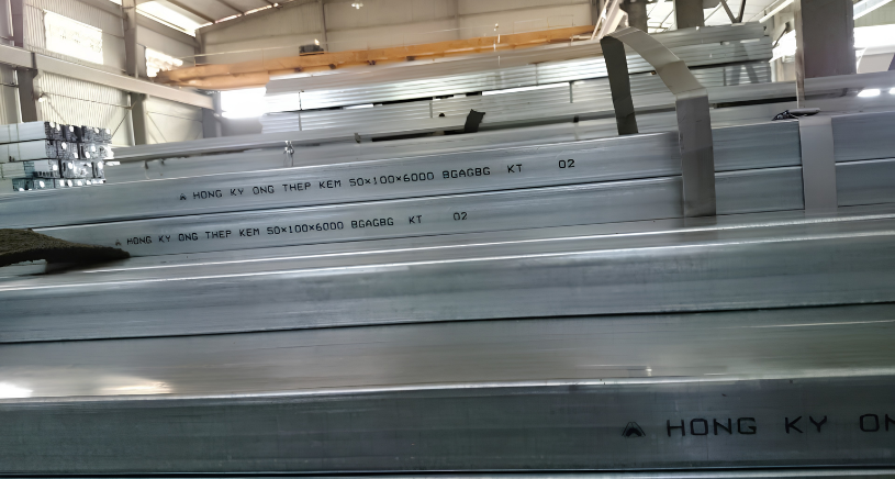 Giá Thép Hộp Hồng Ký Mới Nhất 2026 – Bảng Quy Cách Chuẩn 3 Thép hộp Hồng Ký