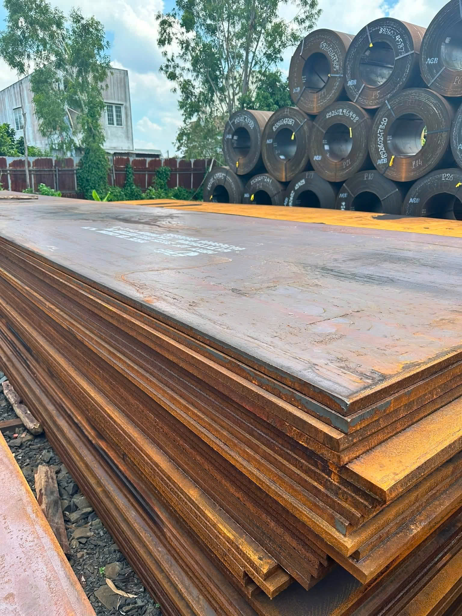 Giá Thép Tấm Hardox 500