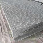 Tổng Quan Chi Tiết Về Tấm Inox Dập Nổi: Ứng Dụng & Bảng Giá Mới Nhất 2026