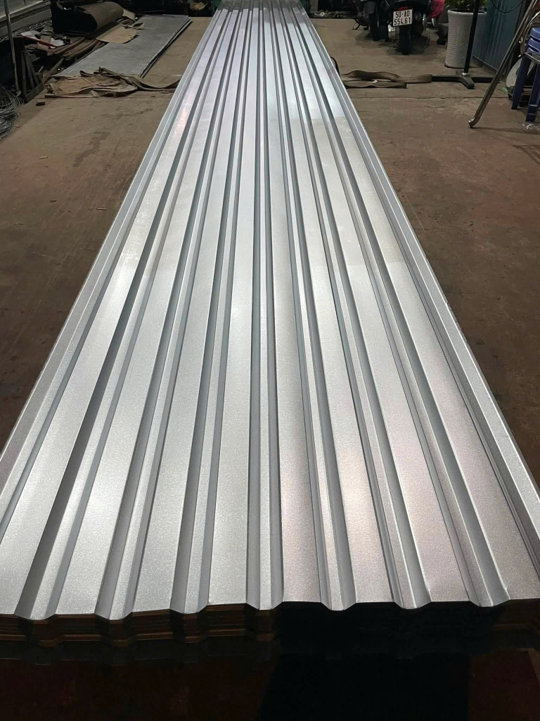 Báo Giá Tôn Mỏng Lợp Mái Mới Nhất 2026 & Hướng Dẫn Tối Ưu Chi Phí Xây Dựng 2 image 17