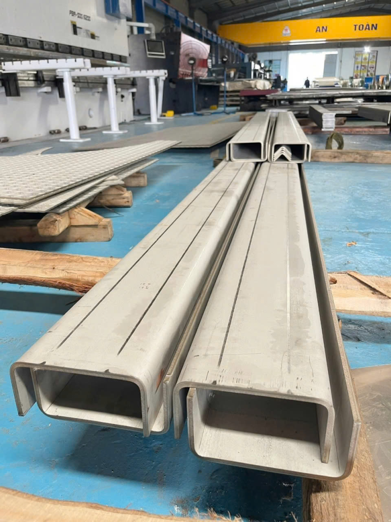 Thép U Inox: Bảng Giá, Kích Thước & Tiêu Chuẩn Kỹ Thuật Mới Nhất 2026 2 image 7